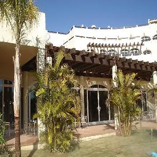 El Campanario Del Paraiso 3* エステポナ