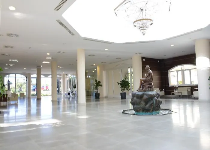 El Campanario Del Paraiso إِستيبونا