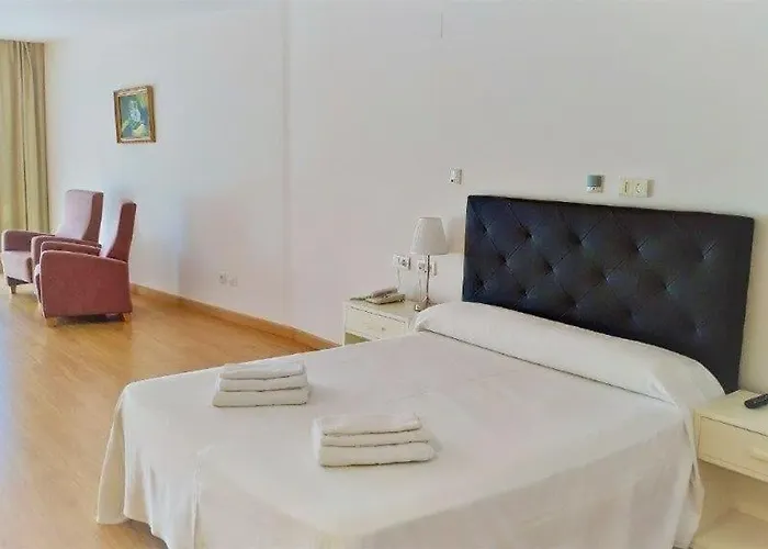 El Campanario Del Paraiso إِستيبونا